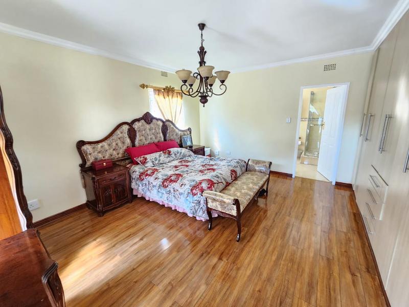 5 Bedroom Property for Sale in Brackenhurst Gauteng