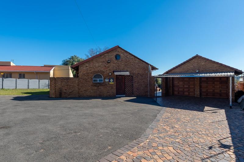 3 Bedroom Property for Sale in Elandspark Gauteng