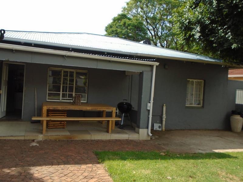 To Let 2 Bedroom Property for Rent in Westdene Gauteng