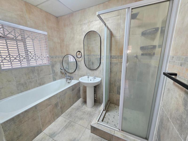 3 Bedroom Property for Sale in Three Rivers Gauteng