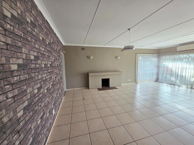 3 Bedroom Property for Sale in Three Rivers Gauteng