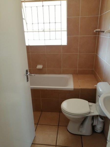 3 Bedroom Property for Sale in Denneoord Gauteng