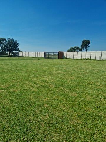 6 Bedroom Property for Sale in Nooitgedacht Gauteng