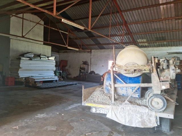 6 Bedroom Property for Sale in Nooitgedacht Gauteng