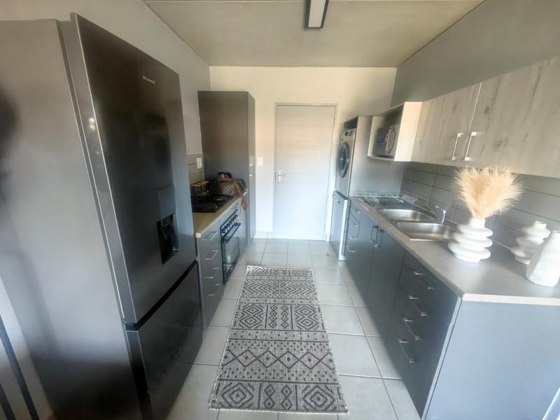 2 Bedroom Property for Sale in Annlin Gauteng