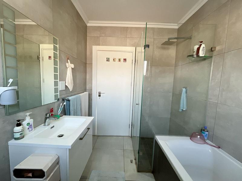 2 Bedroom Property for Sale in Lynnwood Gauteng