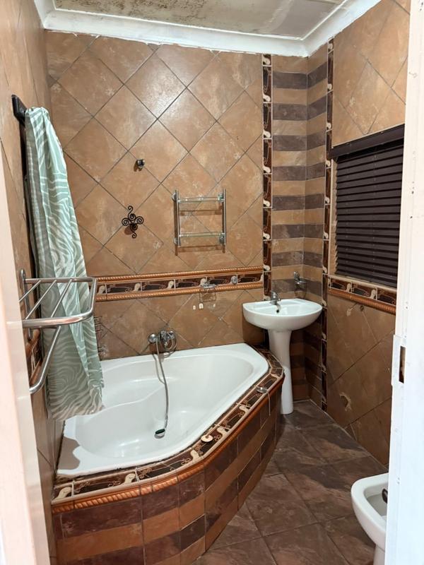 3 Bedroom Property for Sale in Birchleigh North Gauteng