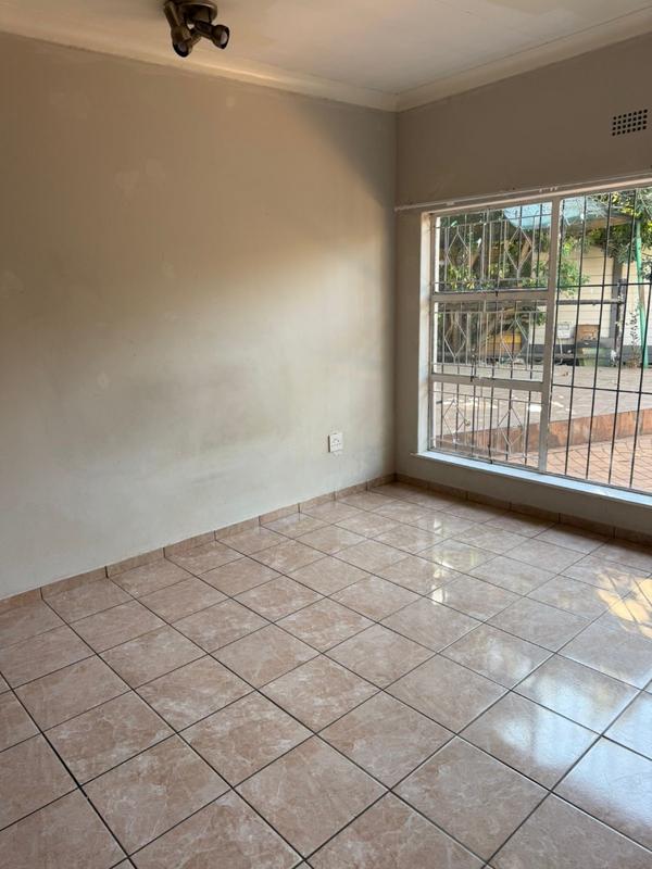 3 Bedroom Property for Sale in Birchleigh North Gauteng