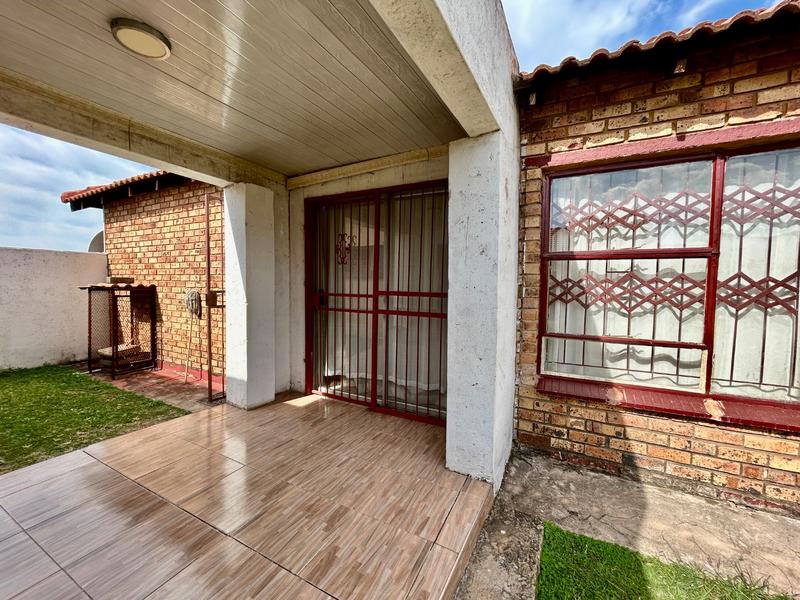 3 Bedroom Property for Sale in Karenpark Gauteng