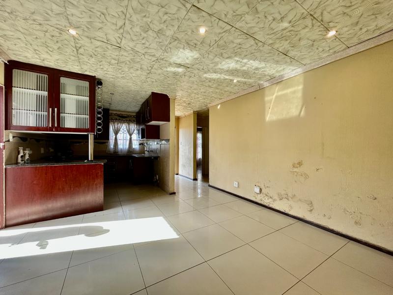 3 Bedroom Property for Sale in Karenpark Gauteng