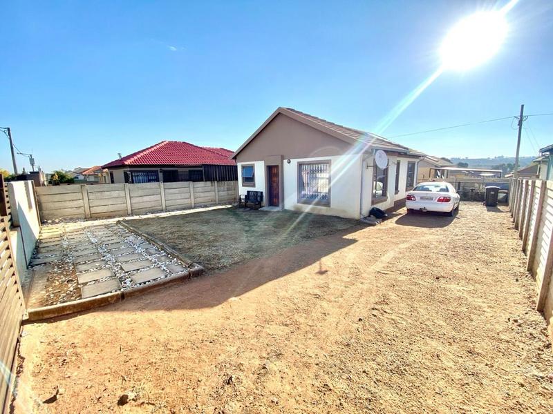 3 Bedroom Property for Sale in Witpoortjie Gauteng