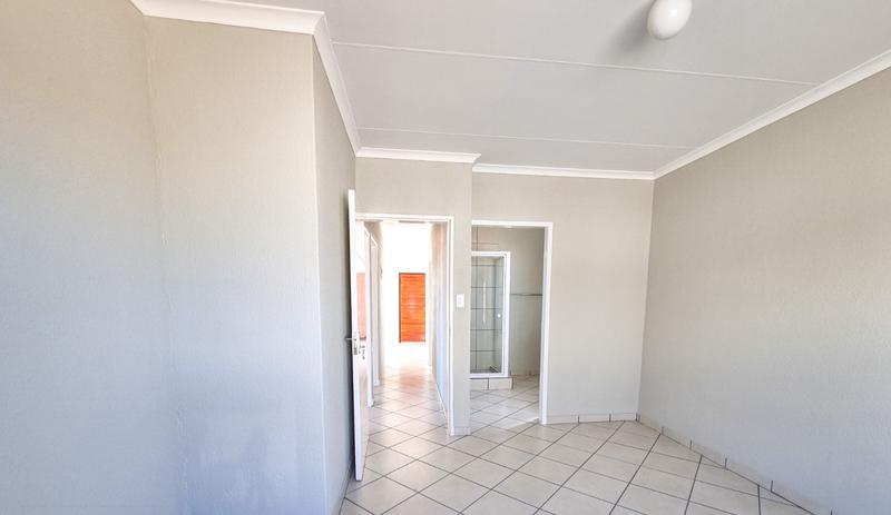3 Bedroom Property for Sale in Protea Glen Gauteng