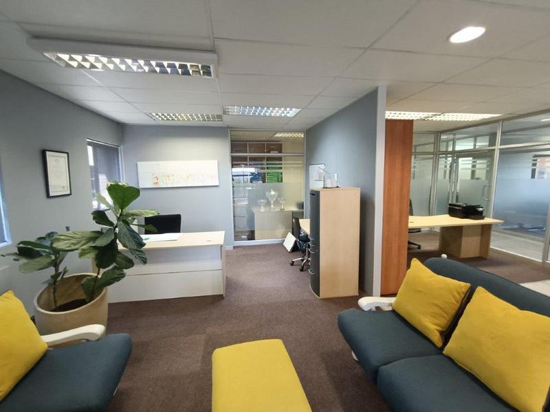 To Let Commercial Property for Rent in Strubensvallei Gauteng
