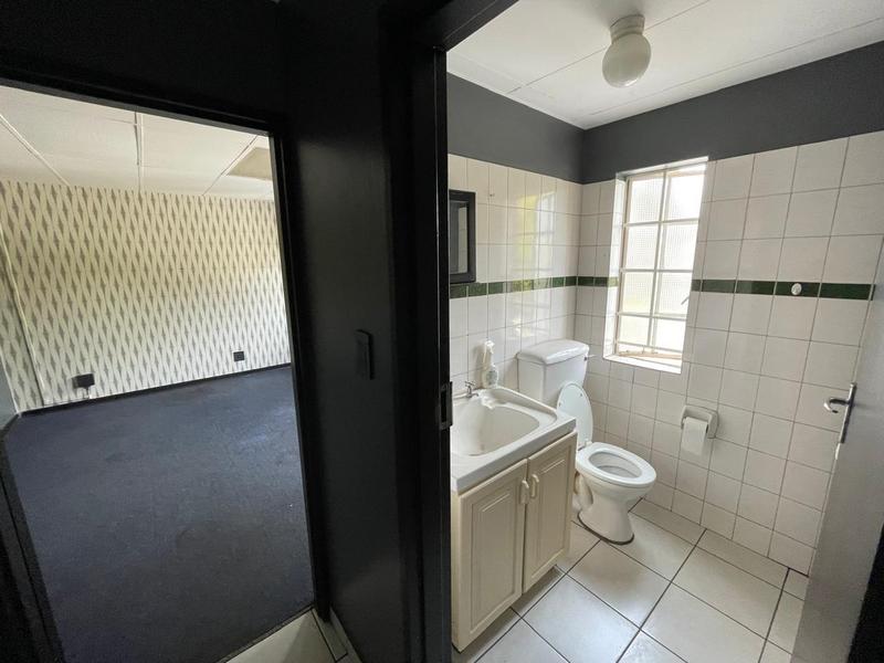 To Let Commercial Property for Rent in Hennopspark Gauteng