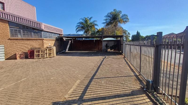 Commercial Property for Sale in Hennopspark Gauteng