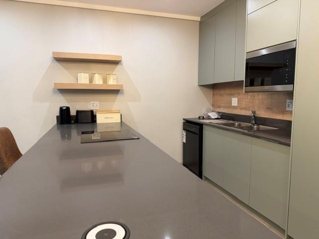 To Let 2 Bedroom Property for Rent in Midfield Estate Gauteng