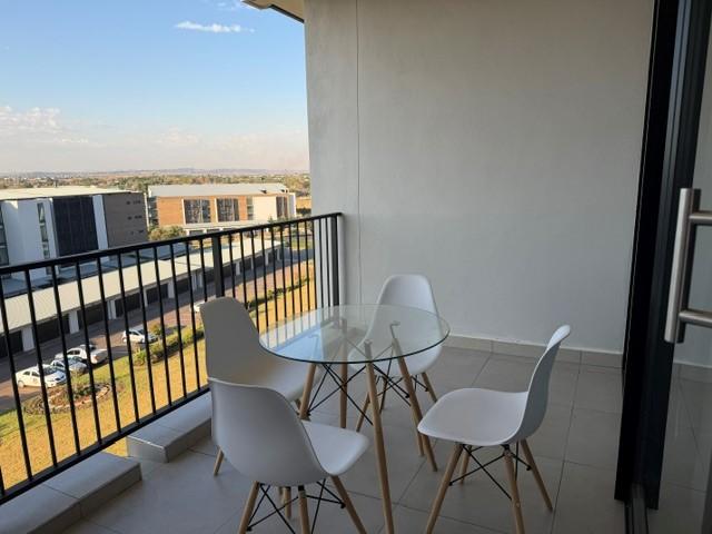 To Let 2 Bedroom Property for Rent in Midfield Estate Gauteng
