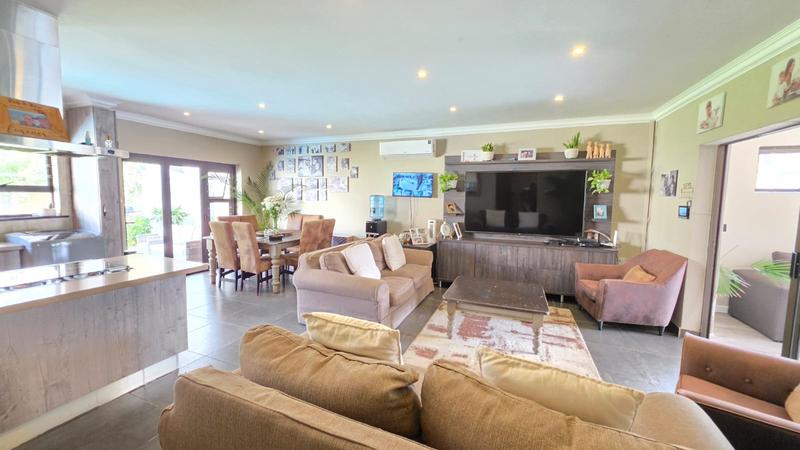 4 Bedroom Property for Sale in Buurendal Gauteng