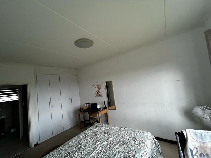 1 Bedroom Property for Sale in Carlswald Gauteng