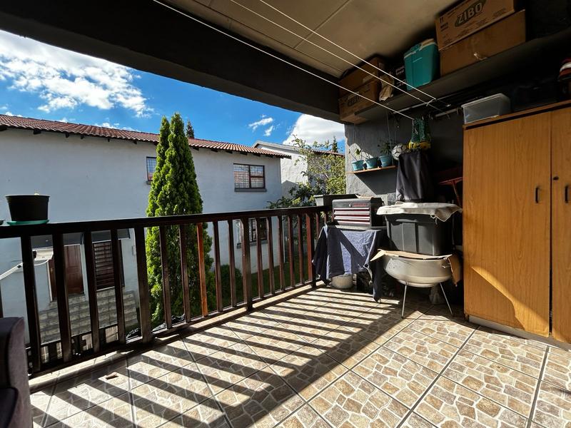 2 Bedroom Property for Sale in Vorna Valley Gauteng