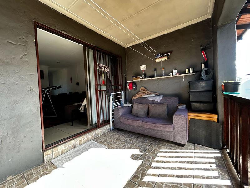 2 Bedroom Property for Sale in Vorna Valley Gauteng