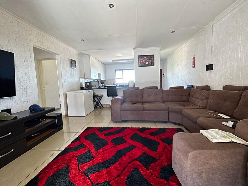 2 Bedroom Property for Sale in Vorna Valley Gauteng