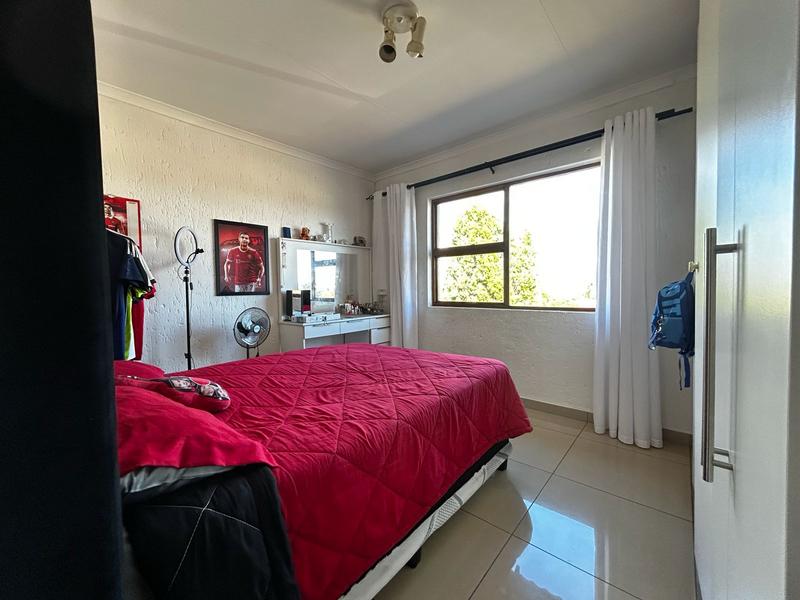 2 Bedroom Property for Sale in Vorna Valley Gauteng