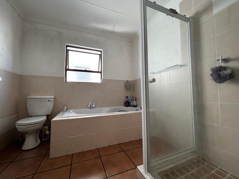 2 Bedroom Property for Sale in Vorna Valley Gauteng