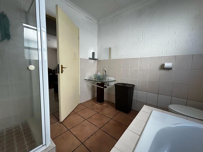2 Bedroom Property for Sale in Vorna Valley Gauteng