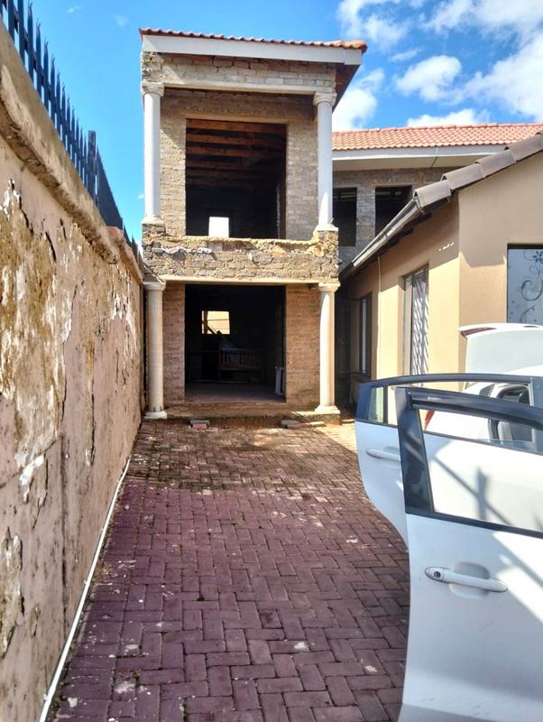 2 Bedroom Property for Sale in Naturena Gauteng
