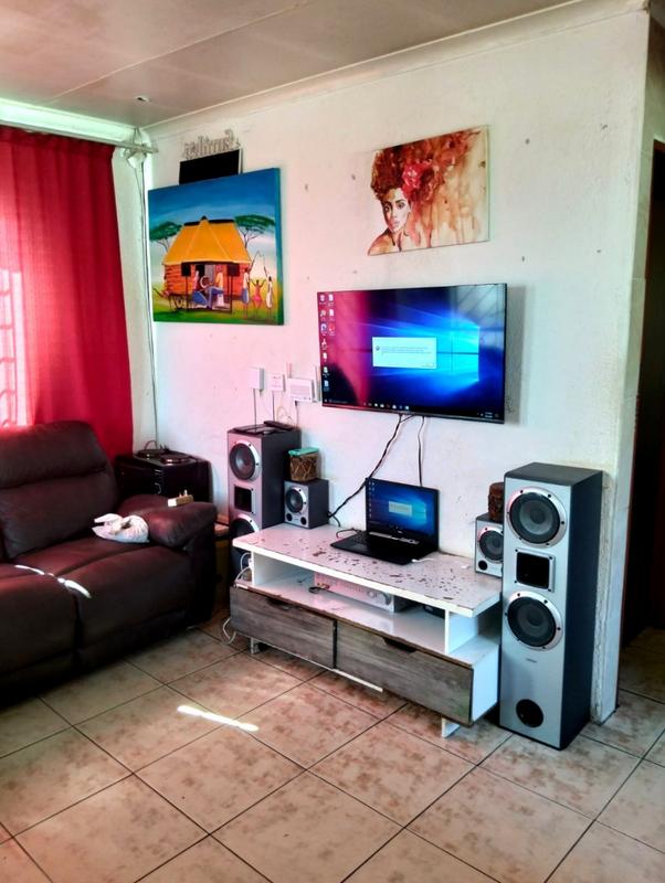 2 Bedroom Property for Sale in Naturena Gauteng