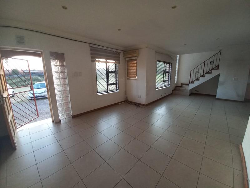 To Let 4 Bedroom Property for Rent in Laudium Gauteng