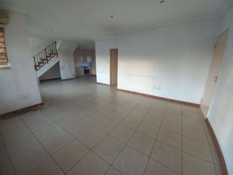 To Let 4 Bedroom Property for Rent in Laudium Gauteng