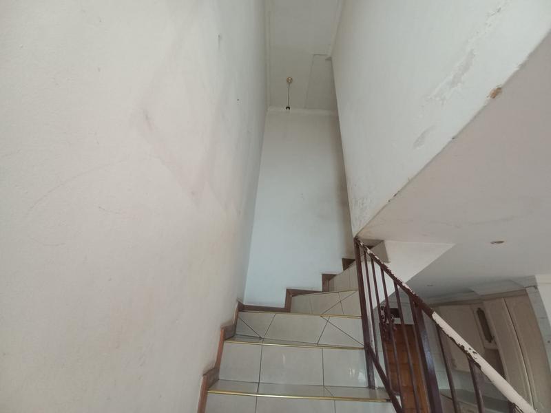 To Let 4 Bedroom Property for Rent in Laudium Gauteng