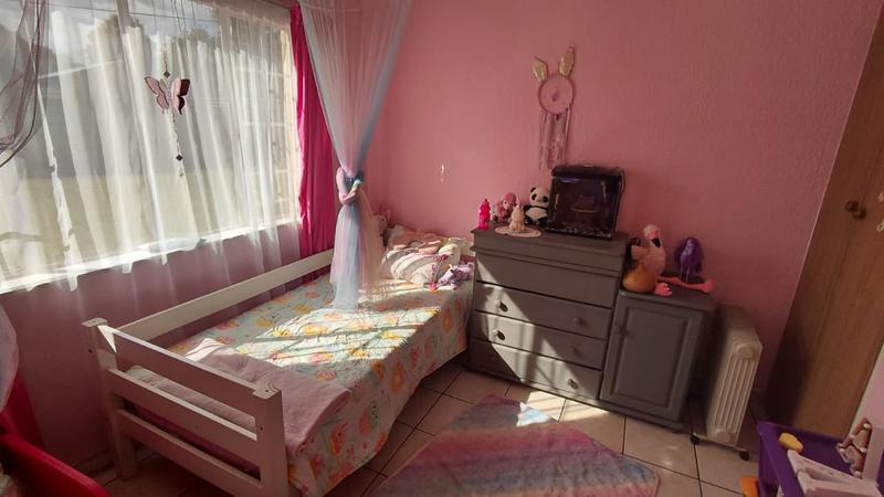 3 Bedroom Property for Sale in Brackendowns Gauteng