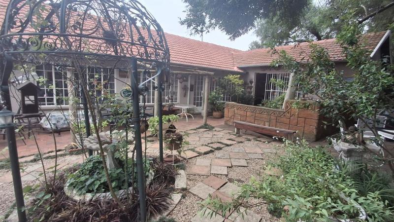 3 Bedroom Property for Sale in Van Riebeeck Park Gauteng