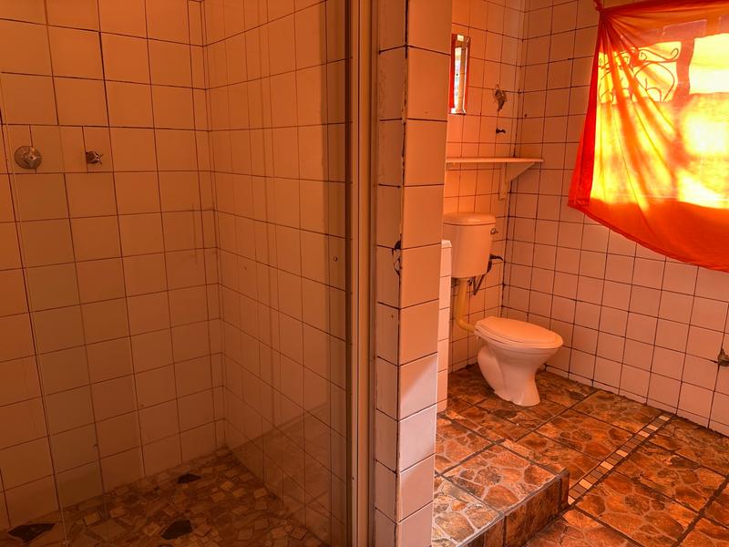 5 Bedroom Property for Sale in Selcourt Gauteng