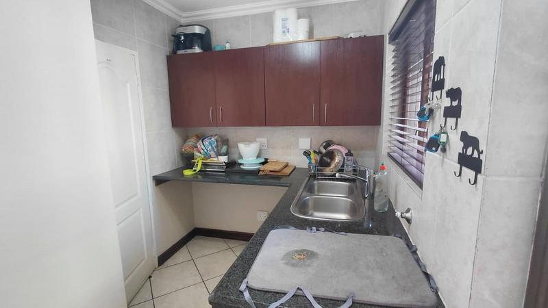 3 Bedroom Property for Sale in Mulbarton Gauteng