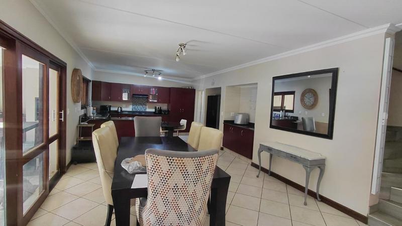3 Bedroom Property for Sale in Mulbarton Gauteng