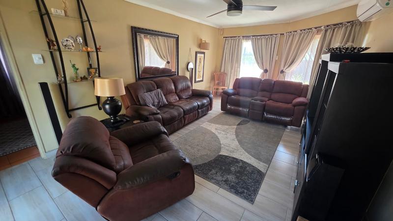 6 Bedroom Property for Sale in Doornpoort Gauteng