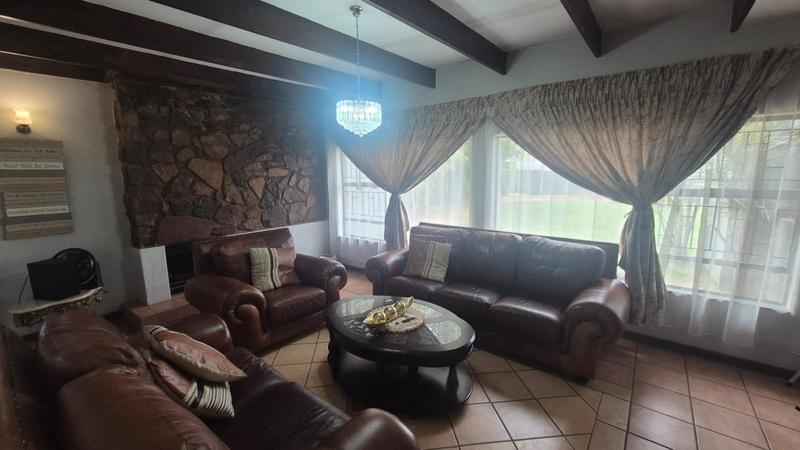 4 Bedroom Property for Sale in Dorandia Gauteng