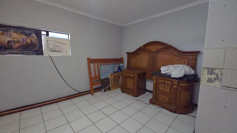 4 Bedroom Property for Sale in Dorandia Gauteng