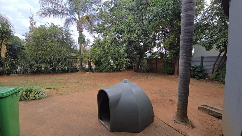 4 Bedroom Property for Sale in Dorandia Gauteng