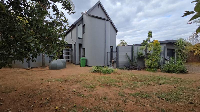 4 Bedroom Property for Sale in Dorandia Gauteng
