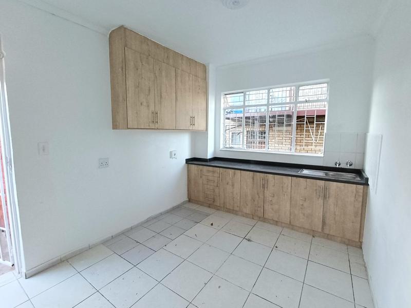 To Let 2 Bedroom Property for Rent in Laudium Gauteng
