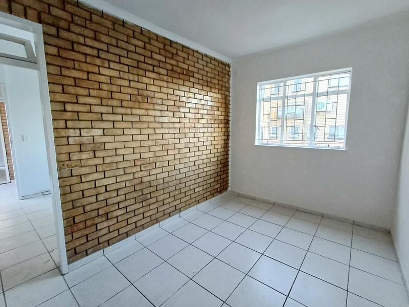 To Let 2 Bedroom Property for Rent in Laudium Gauteng