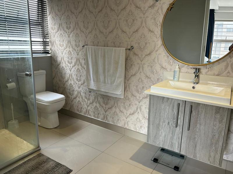 To Let 2 Bedroom Property for Rent in Broadacres Gauteng
