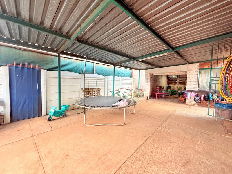 2 Bedroom Property for Sale in Vanderbijlpark Cw 6 Gauteng