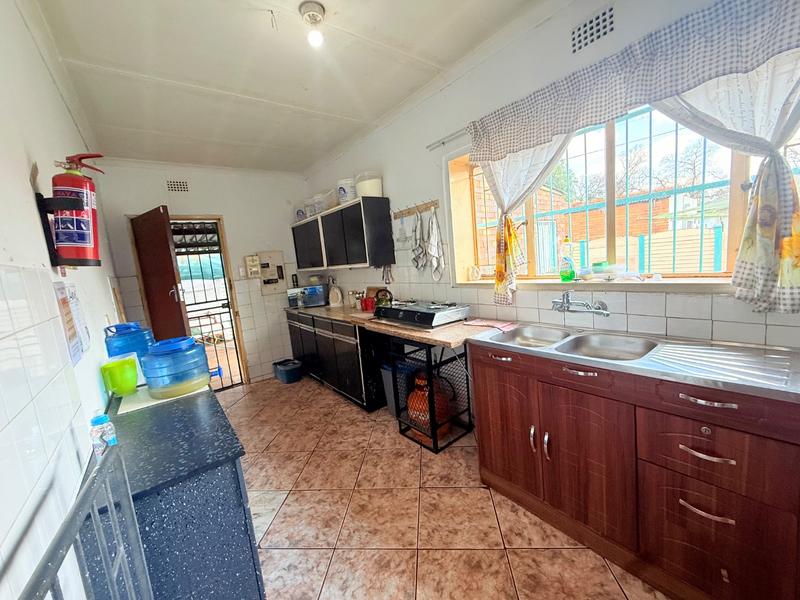 2 Bedroom Property for Sale in Vanderbijlpark Cw 6 Gauteng