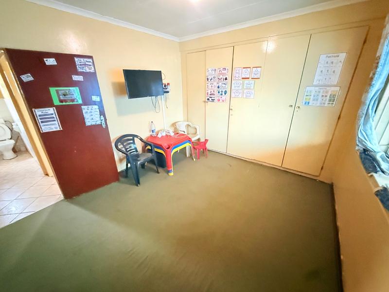 2 Bedroom Property for Sale in Vanderbijlpark Cw 6 Gauteng